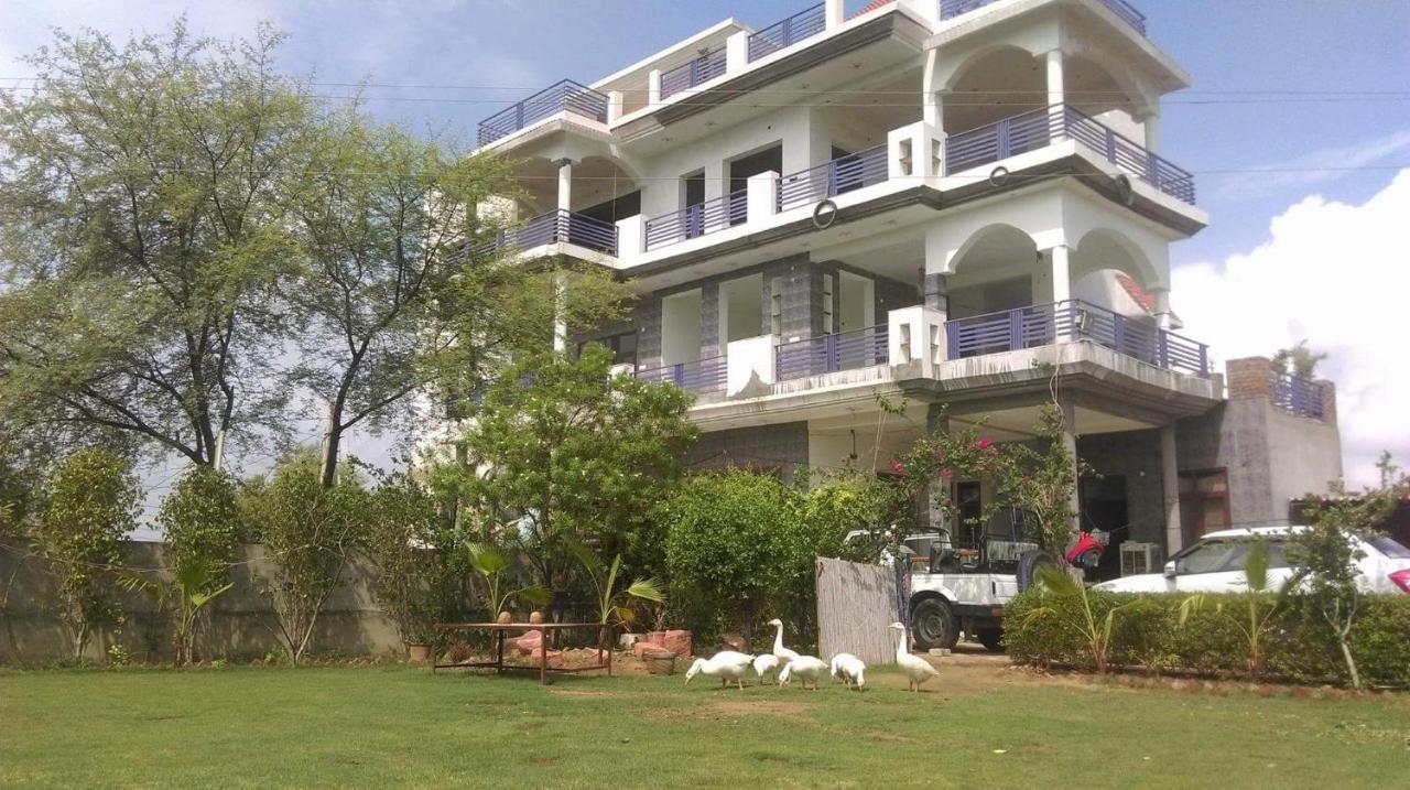 Ibishouse Farm Stay Bharatpur Buitenkant foto